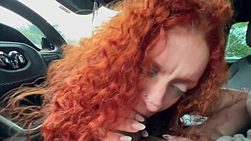 latina gets fucked by personal trainer after workout in outdoor parking lot