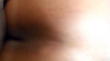 old chick wanted some young dick in hood