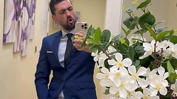 Hed far klapper af og sprøjter tyk load 😏