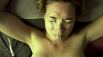 I gave her a blowjob and massive facial