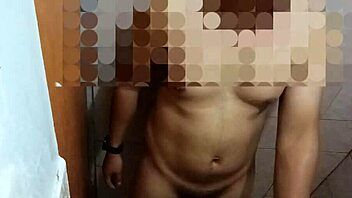 Bathroom sex with her friend asian chubby girl