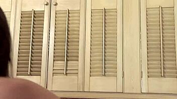 i watch beverly hills babe get creampied deep