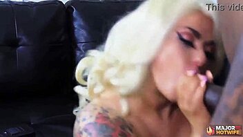 Is Marilyn Melons getting her twat fucked deeply by Rome Major?