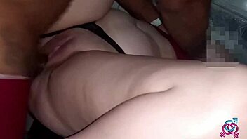 Uma Gordinha Gostosa E Uma Albina De Bucetinha Rosada Enjoy Bisexual Orgasm Fun.