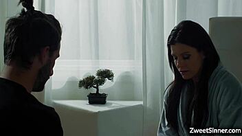 I love how hot milf india summer sux big cock