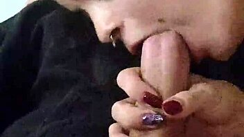 I give oral to wellington prado in halloween mask