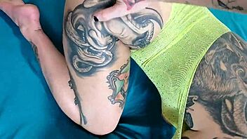 i'm naty loka, a tattooed latina slut with big ass, and i have future in porn