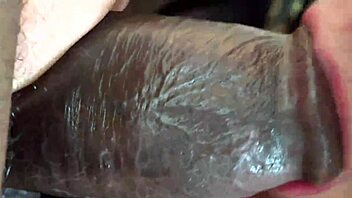 Big Fat Granny Gets Black Cock Fucking And Cumshot On Juicy Pussy