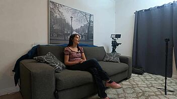 Hey, gracie mayy is doing this hardcore casting interview with brunette