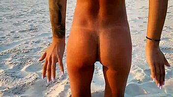 Monika Fox, Show That Pussy On The Beach