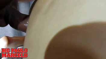 A famosa boca de veludo e cu guloso