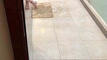 Revenge blowjob from friend's slutty ex girlfriend