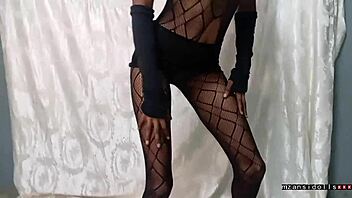 18y old ebony fucked wearing fishnet pt 1