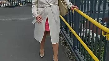 daring jasmin69 dares to go public on webcam!