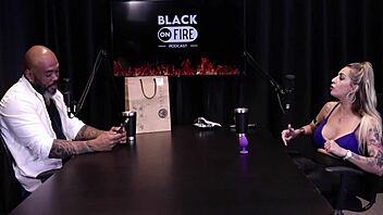 Julia Fontanelli Shows Breasts After Stress?