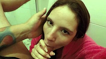 Novice girl loves sucking big cock hidden in bathroom! Her tight pussy gets attention too