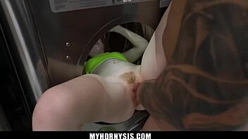 Stepsiblings fuck intensely in taboo fantasy