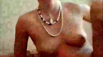 Short haired cam girl pleasures herself with anal toys and dildo