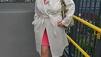 daring jasmin69 dares to go public on webcam!