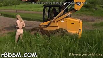 Magical blonde girlie loves getting fucked hard 😈