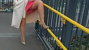 daring jasmin69 dares to go public on webcam!