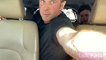 Bubble Butt Nympho Girlfriend Bounces Enthusiastically Milking Big Cock