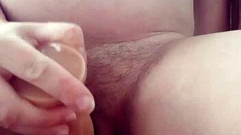 i'm pregnant and masturbatin' my pussy so good