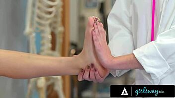 Doctor Kit Mercer catches patients fucking! 😲