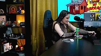 Victoria says, 'Show my body, lick me!'