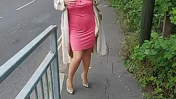 daring jasmin69 dares to go public on webcam!