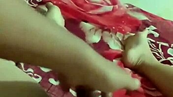 tante sange fucks kontol gede in bokep indonesia.