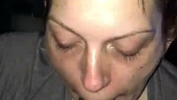 San performs an amazing oral act