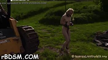 Magical blonde girlie loves getting fucked hard 😈