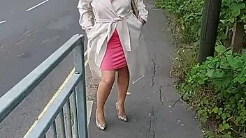 daring jasmin69 dares to go public on webcam!