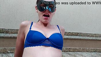 A mulher do meu patrão sentando gostoso no meu pau