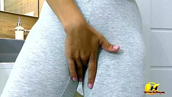 Mommy's Armpit Fetish After Gym Workout