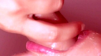 Uncensored Japanese Blowjob Close Up