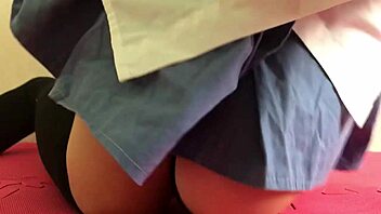 japan girl in uniform masturbates