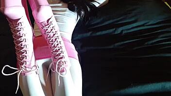 Laura Xxx Model Sexy Video With 8 Inches Pink Platform Heels And White Pantyhose!