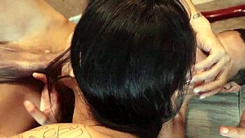 i gave my neighbor a morning blowjob. so sexy!