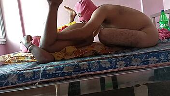 Desi Indian Housewife's Quick Hardcore Fucking Session