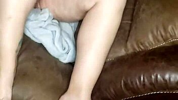 Thick Milf Gets Fucked By Big Dildo