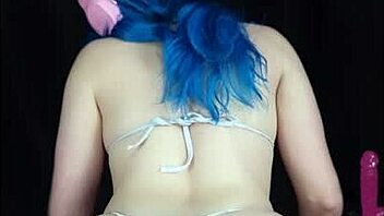 lizzie buns stuffs her thick ass with a buttplug and rides a huge dildo.