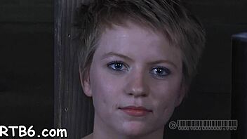 rough femdom fucks bondman hard!