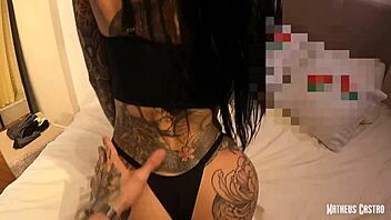 Peituda Safada Foi Fazer Tatuagem E Transou Com O Dono Do Studio - Collab Tayna Crispim