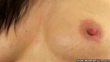 it is more fun at the office with lelani and sofia rae 😊