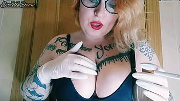 smoking with gloves 😏