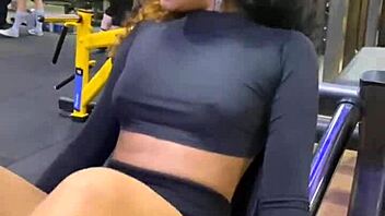 Latina Babe Gives Blowjob After Intense Gym Workout