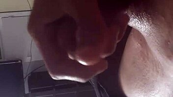 Tugging on my big dick solo feels amazing!