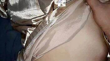 Convencí A Esta Joven De 18 Años Que Tengamos Sexo Toda La Noche